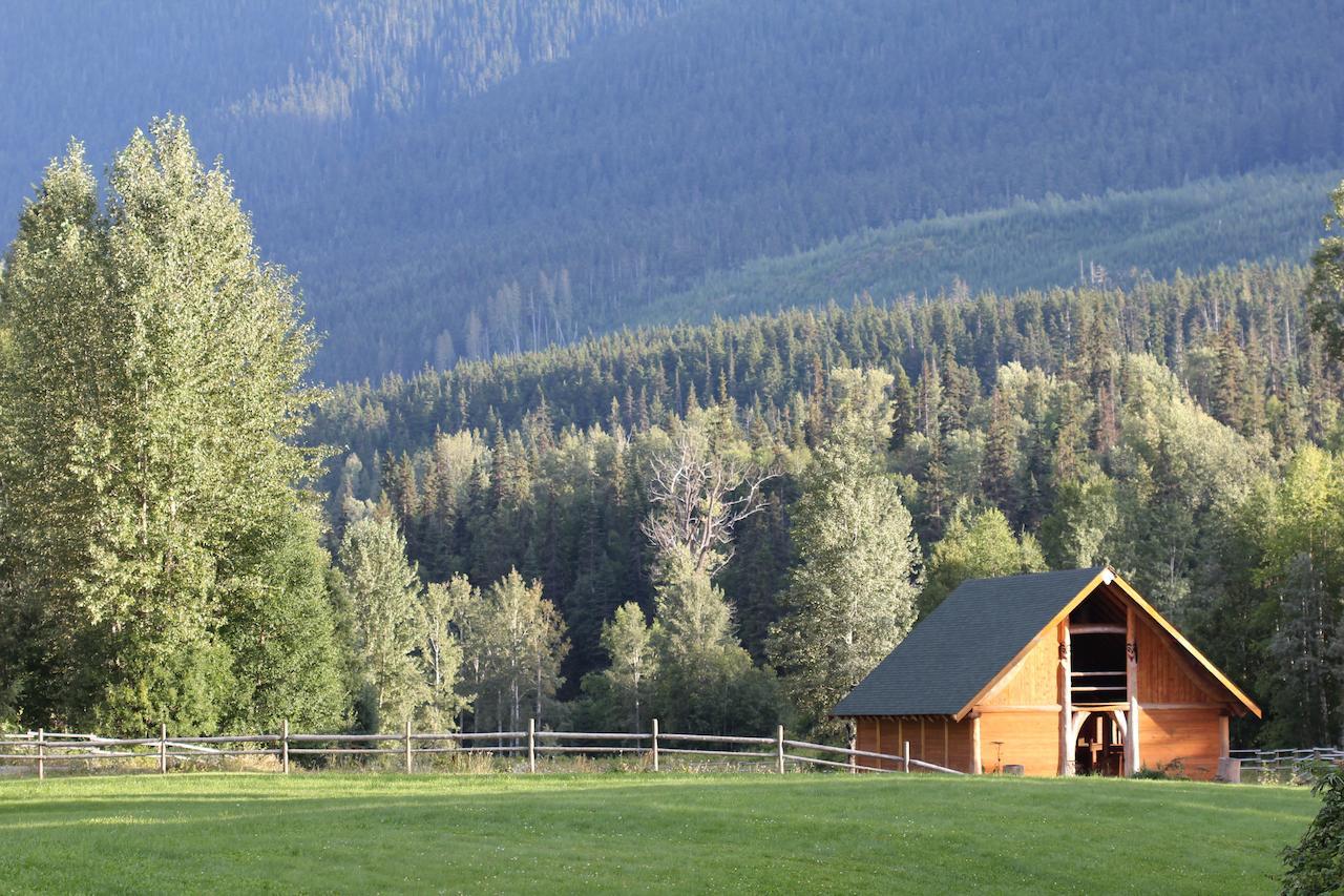 Bear Claw Lodge Kispiox ภายนอก รูปภาพ