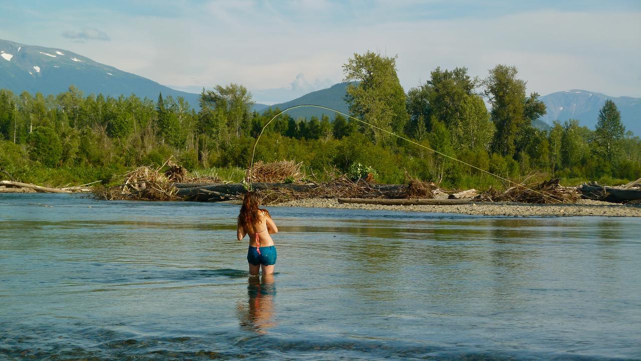 Bear Claw Lodge Kispiox ภายนอก รูปภาพ