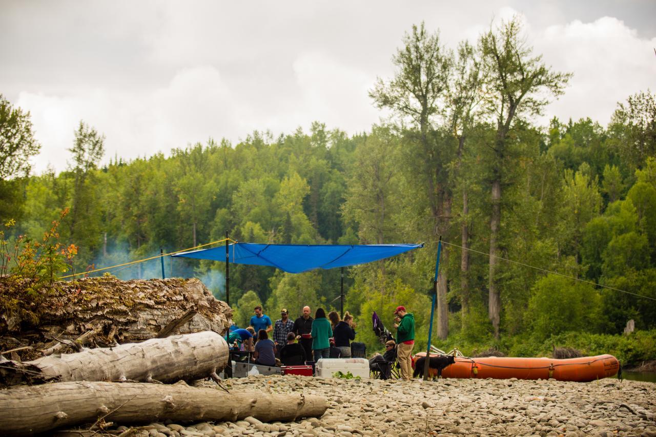 Bear Claw Lodge Kispiox ภายนอก รูปภาพ