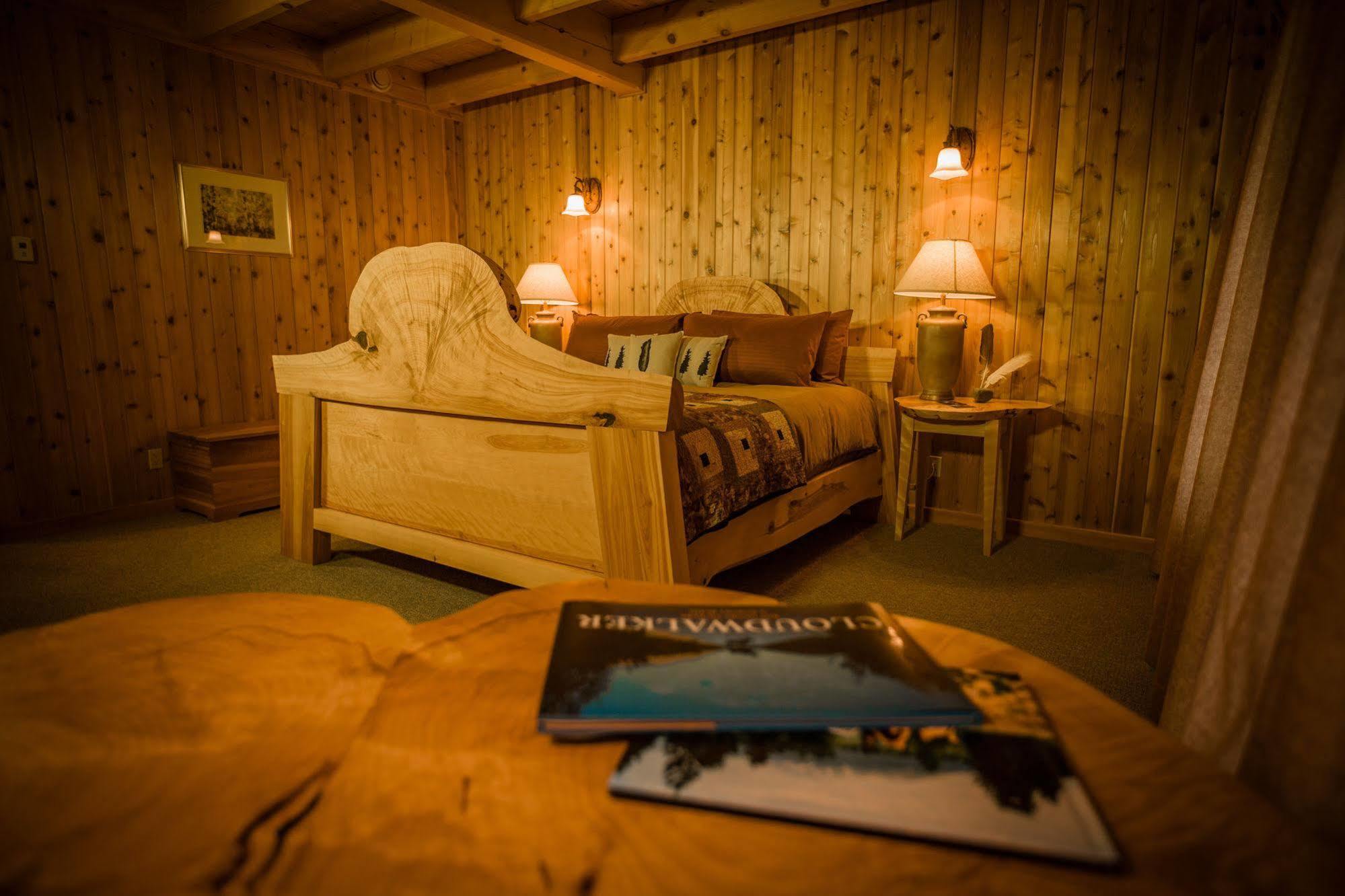 Bear Claw Lodge Kispiox ภายนอก รูปภาพ