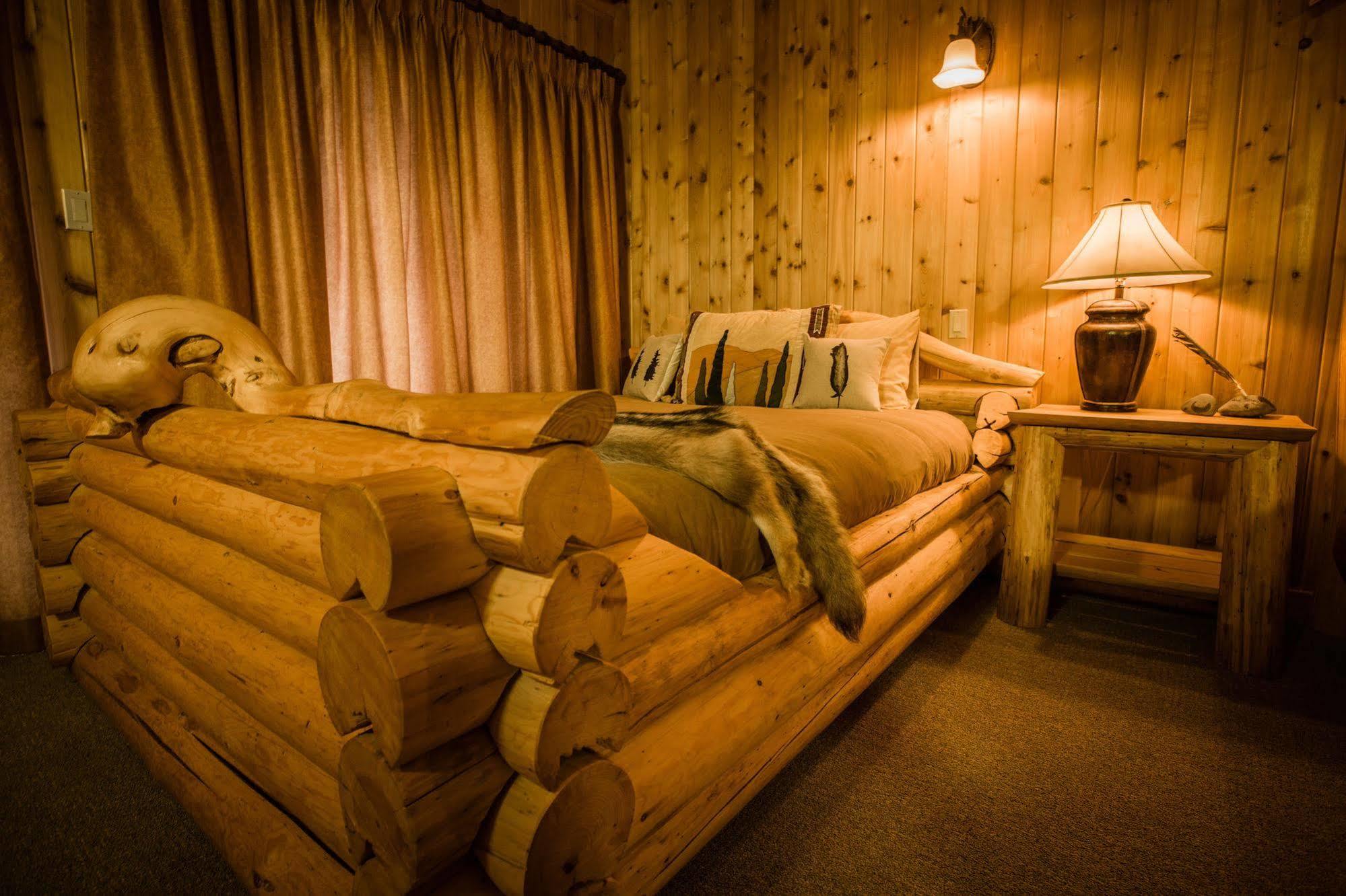 Bear Claw Lodge Kispiox ภายนอก รูปภาพ